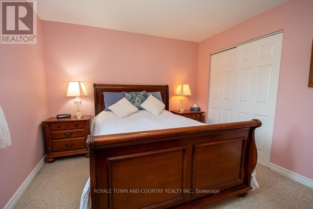 1023 Telecom Road, Kawartha Lakes (Manvers), Ontario  L0A 1K0 - Photo 14 - X12317104