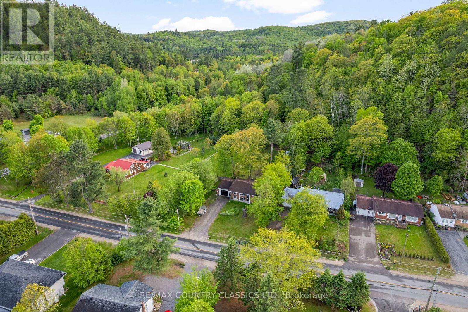 351 Chemaushgon Road, Bancroft (Bancroft Ward), Ontario  K0L 1C0 - Photo 10 - X12317133