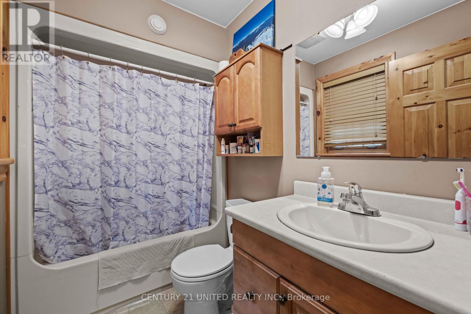 2068 Camp Line Road, Douro-Dummer, Ontario  K0L 2H0 - Photo 21 - X12317464