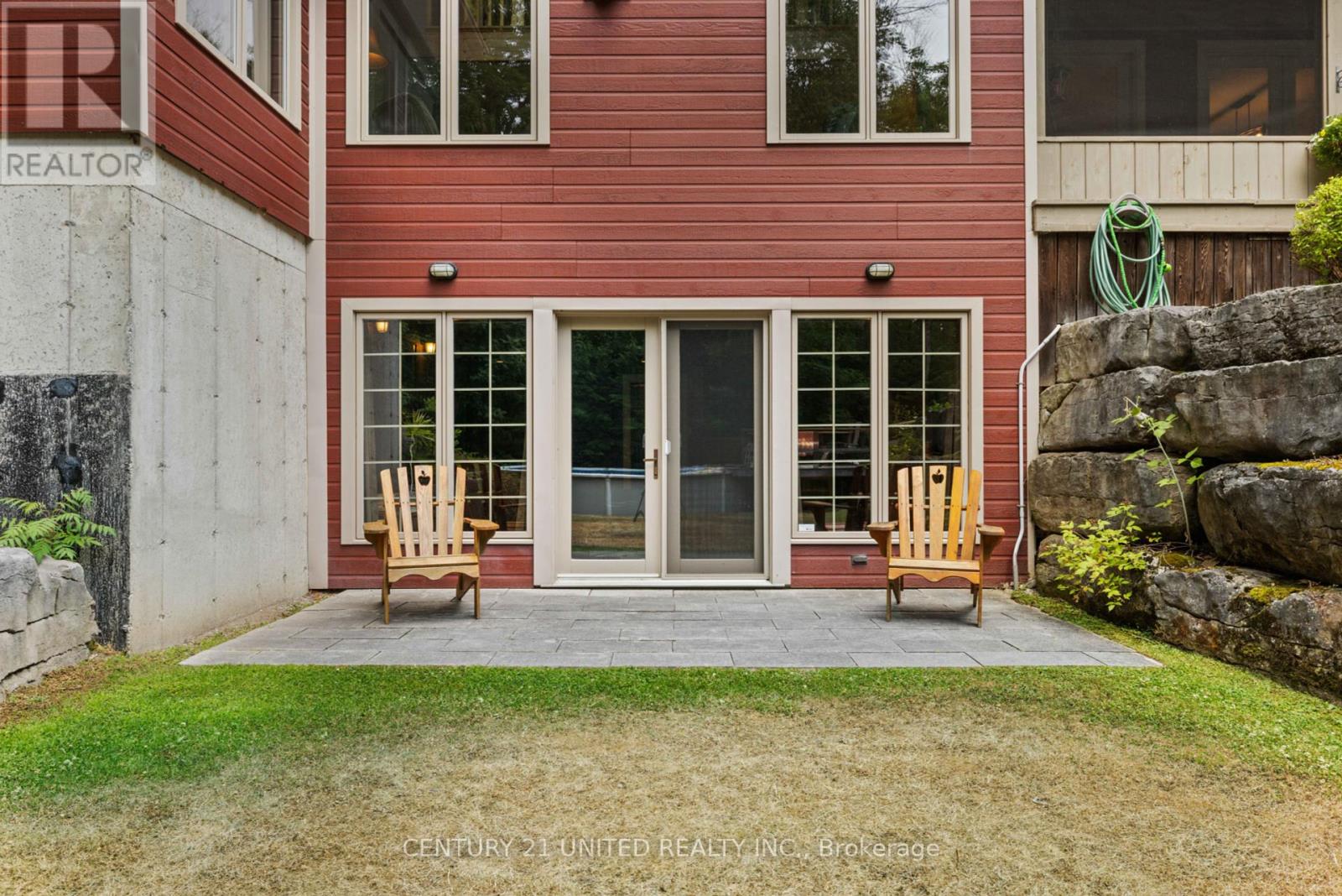 2068 Camp Line Road, Douro-Dummer, Ontario  K0L 2H0 - Photo 34 - X12317464