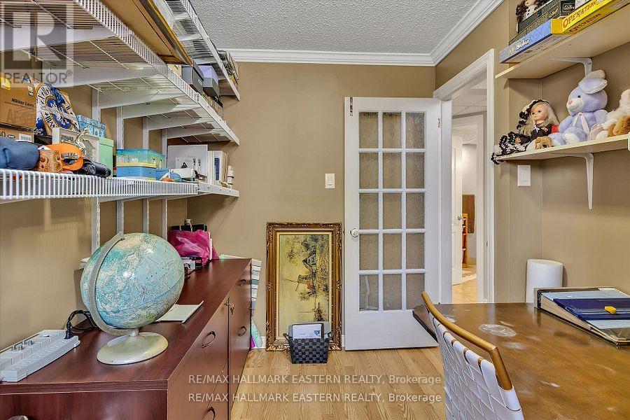 959 Golfview Road, Peterborough West (Central), Ontario  K9J 7W2 - Photo 29 - X12317489