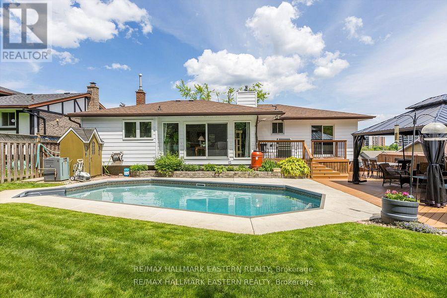 959 Golfview Road, Peterborough West (Central), Ontario  K9J 7W2 - Photo 34 - X12317489