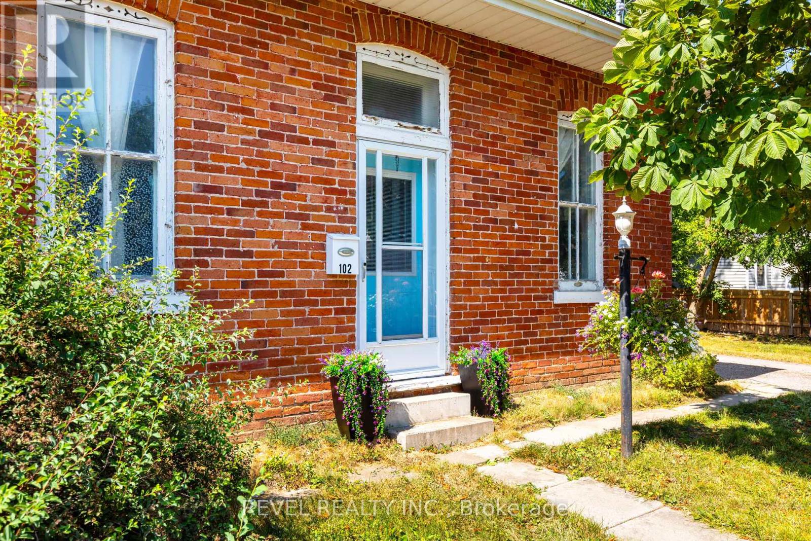 102 King Street, Kawartha Lakes (Lindsay), Ontario  K9V 1C9 - Photo 24 - X12317648