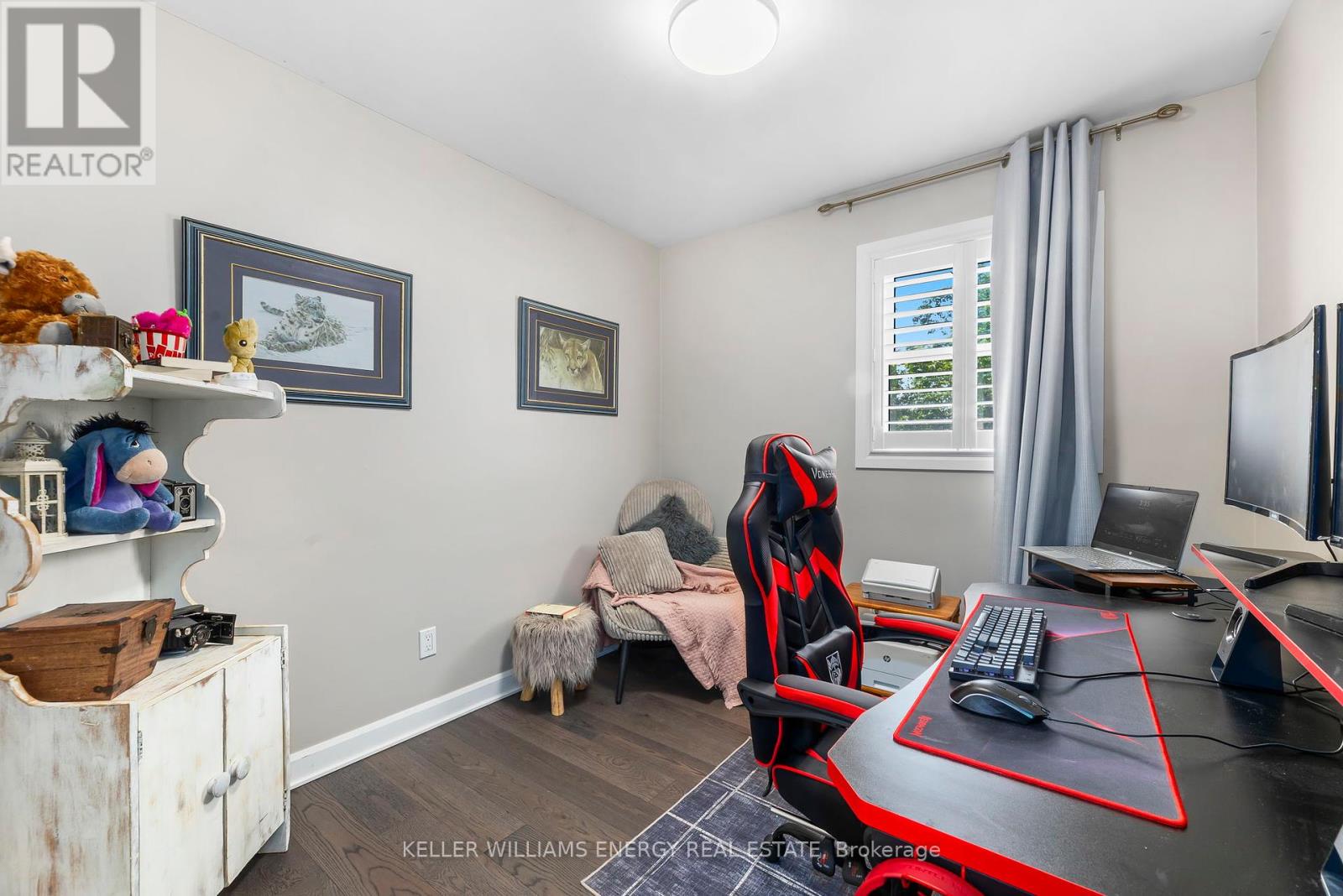 1302 Dobbin Avenue, Peterborough Central (Old West End), Ontario  K9J 6A8 - Photo 18 - X12317850
