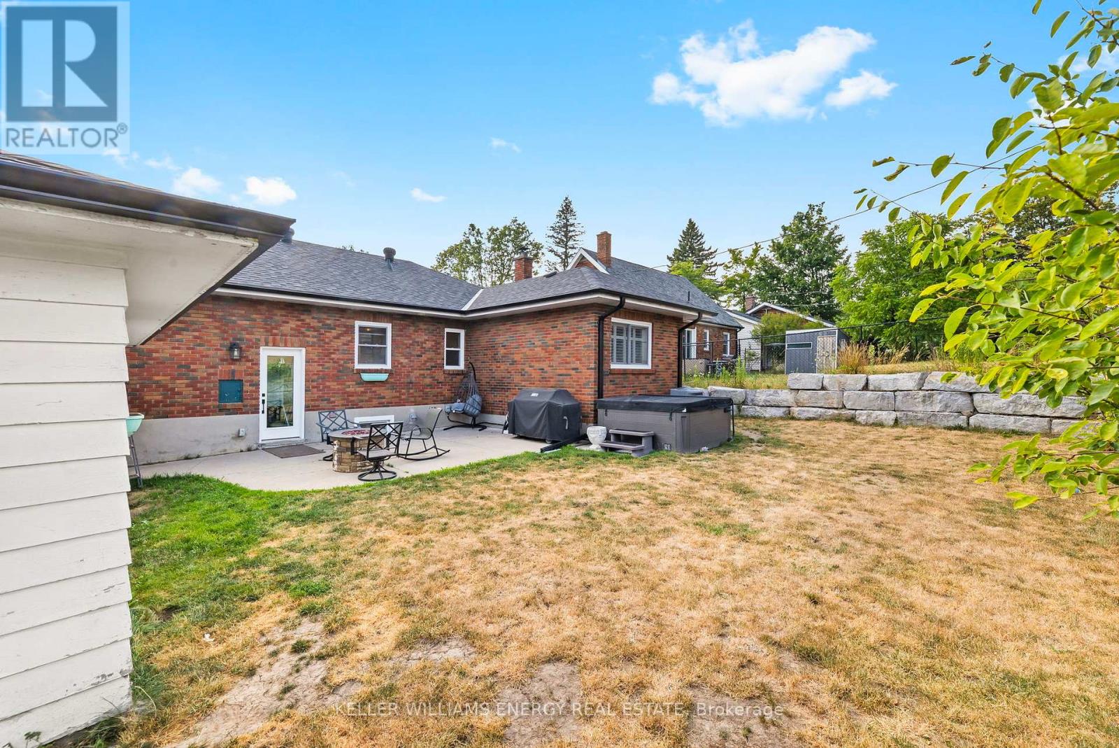 1302 Dobbin Avenue, Peterborough Central (Old West End), Ontario  K9J 6A8 - Photo 28 - X12317850