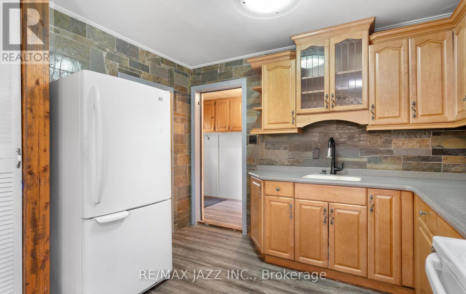 2117 2nd Line E, Trent Hills (Campbellford), Ontario  K0L 1L0 - Photo 8 - X12316977