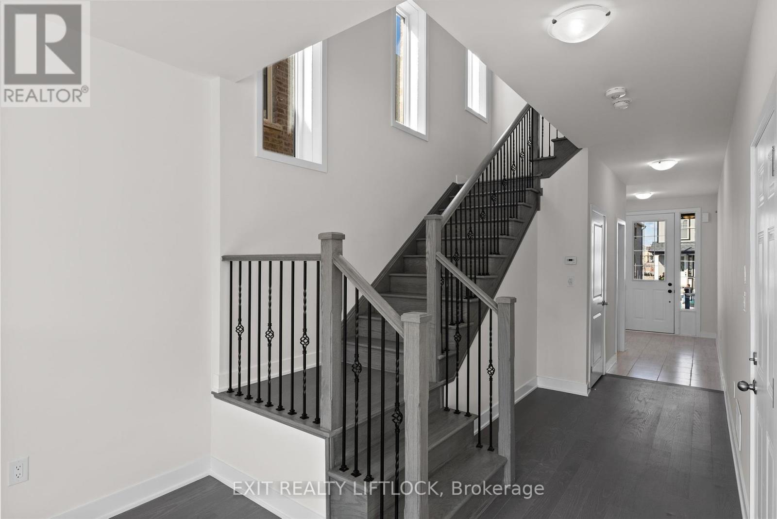 814 Griffin Trail, Peterborough North (North), Ontario  K9K 0J4 - Photo 14 - X12318943