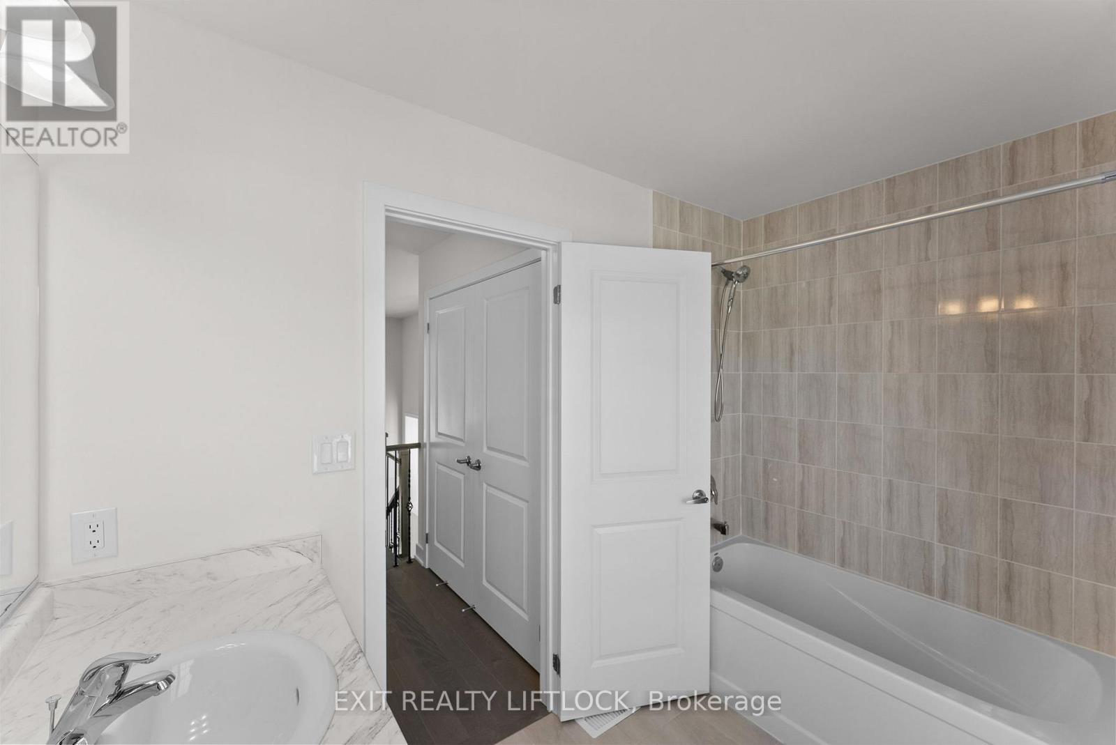 814 Griffin Trail, Peterborough North (North), Ontario  K9K 0J4 - Photo 25 - X12318943