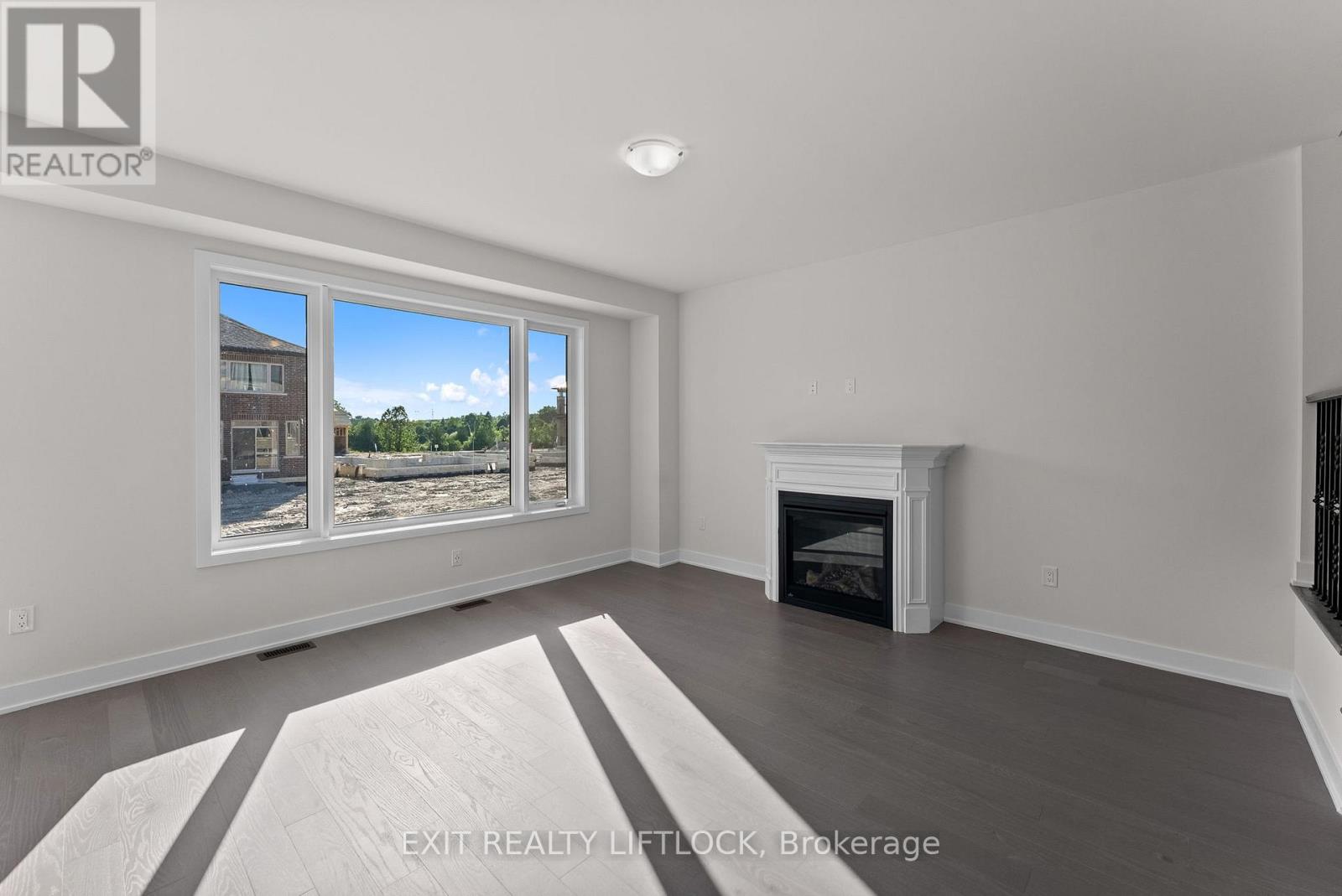 814 Griffin Trail, Peterborough North (North), Ontario  K9K 0J4 - Photo 5 - X12318943