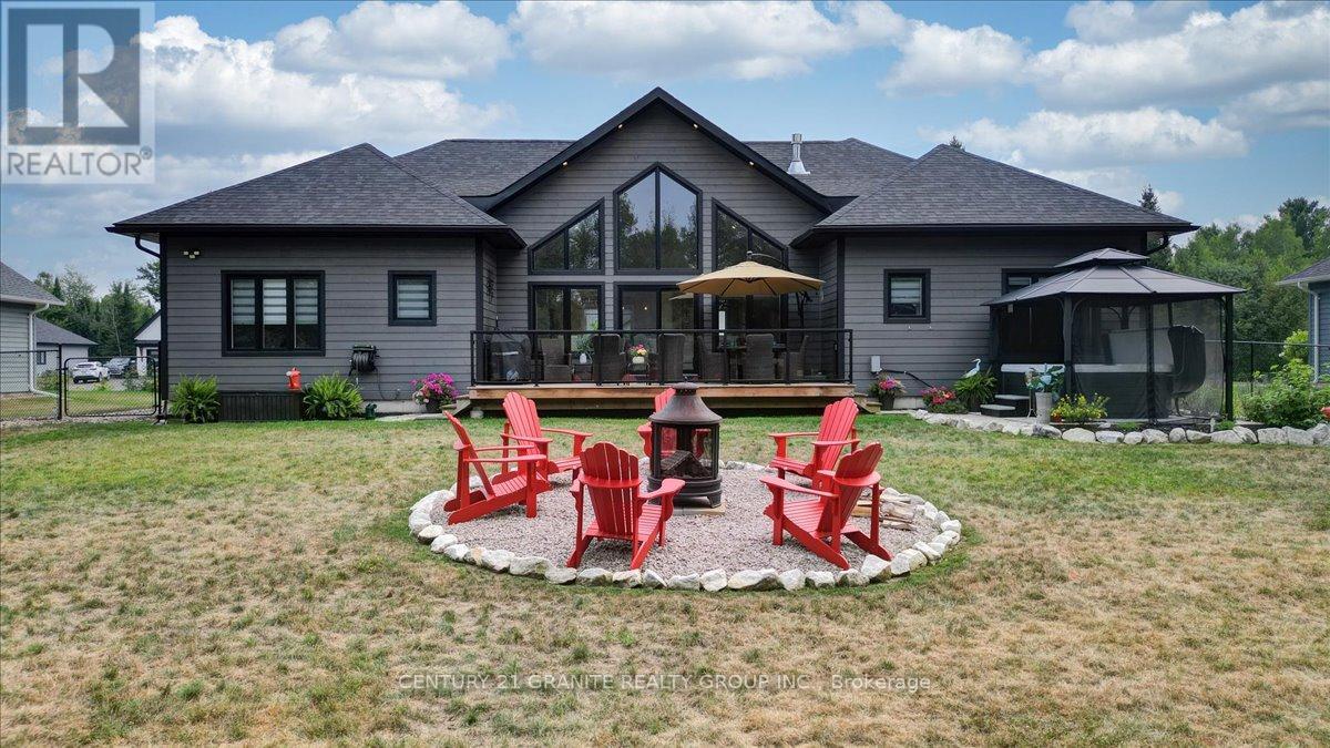 9 Bancroft Ridge Drive, Bancroft (Bancroft Ward), Ontario  K0L 1C0 - Photo 3 - X12319104