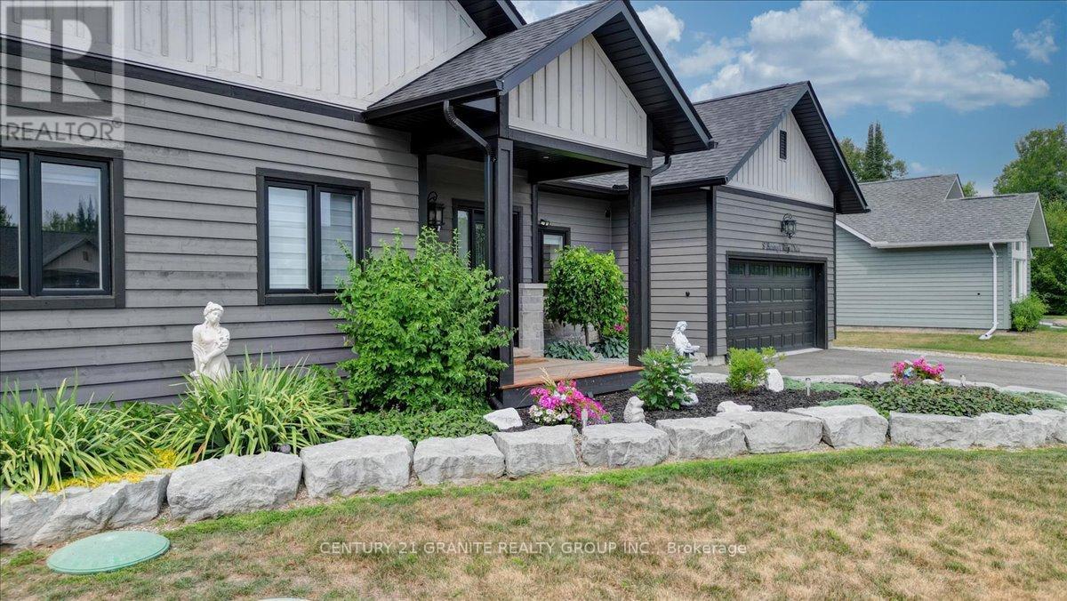 9 Bancroft Ridge Drive, Bancroft (Bancroft Ward), Ontario  K0L 1C0 - Photo 41 - X12319104