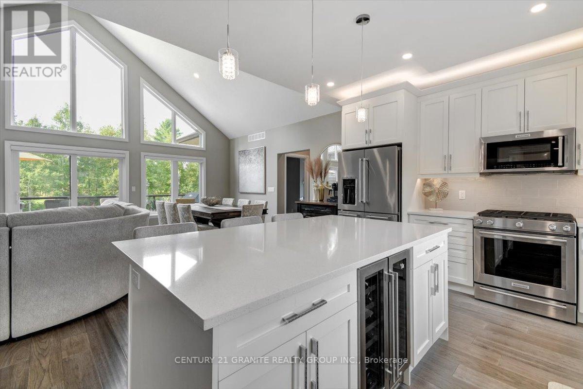 9 Bancroft Ridge Drive, Bancroft (Bancroft Ward), Ontario  K0L 1C0 - Photo 8 - X12319104