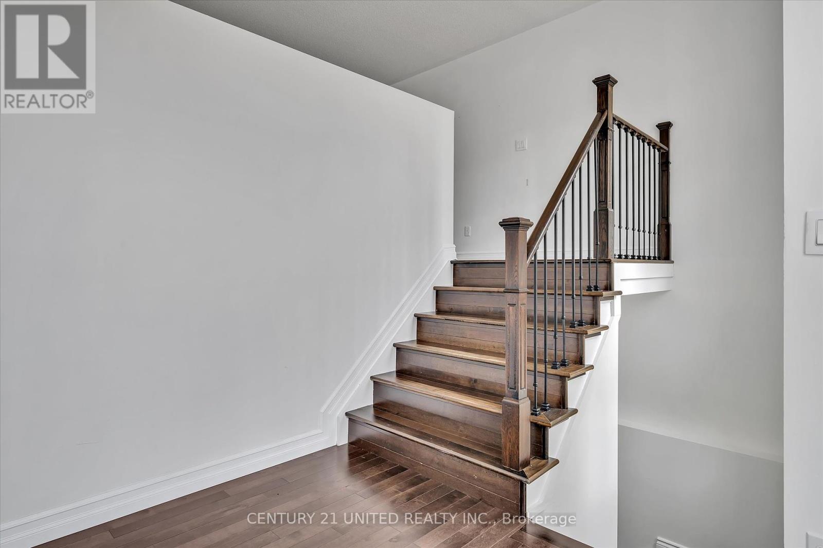 1414 Glenforest Crescent, Peterborough West (North), Ontario  K9K 2J1 - Photo 6 - X12319177