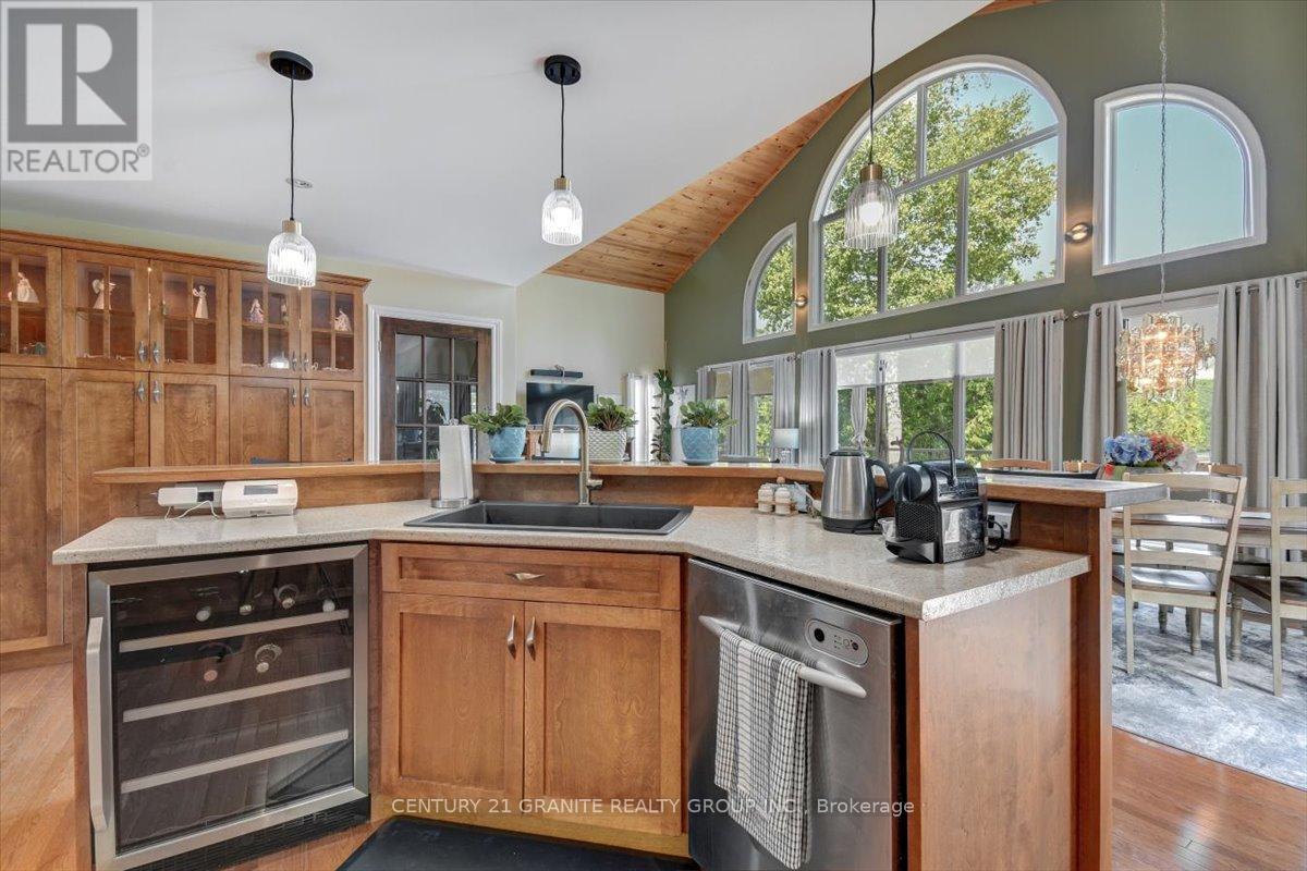 183 Fell Road, Hastings Highlands (Herschel Ward), Ontario  K0L 1C0 - Photo 5 - X12319364