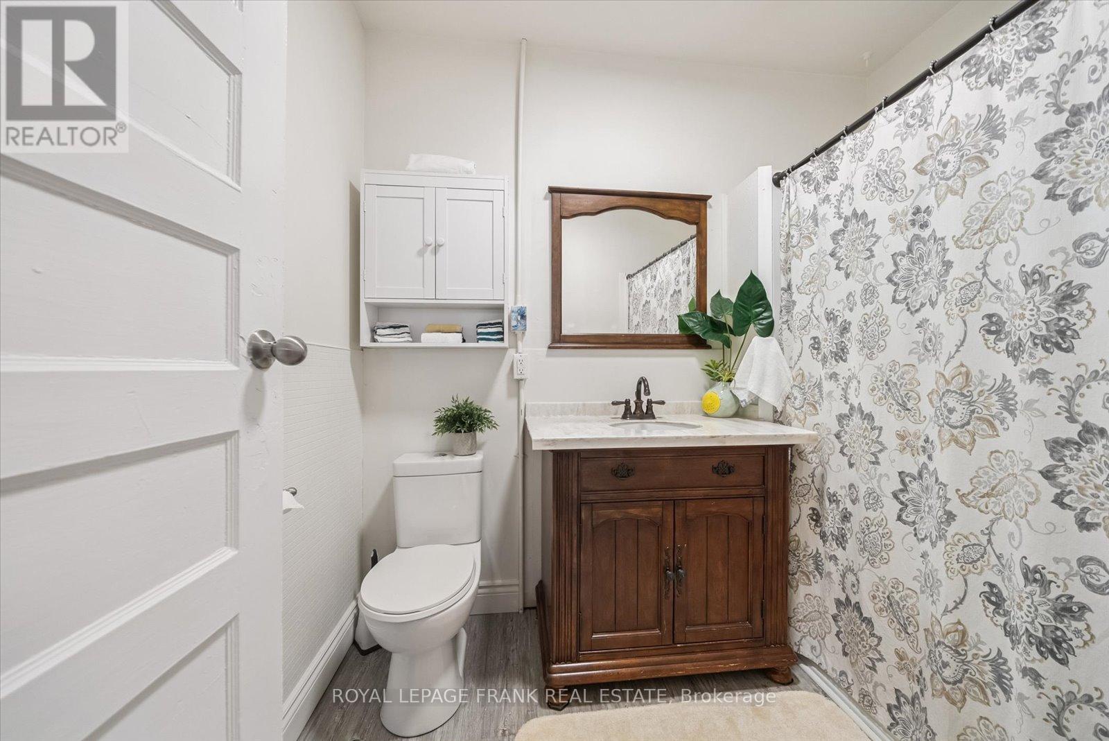 112 Albert Street N, Kawartha Lakes (Lindsay), Ontario  K9V 4K5 - Photo 20 - X12319504