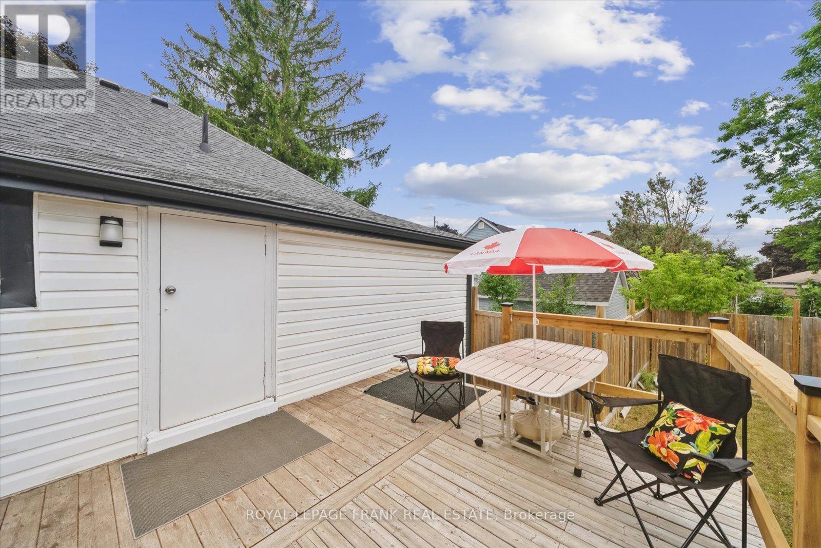 112 Albert Street N, Kawartha Lakes (Lindsay), Ontario  K9V 4K5 - Photo 28 - X12319504