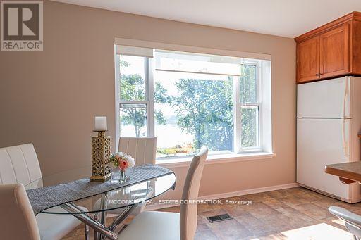1767 Young's Point Road, Selwyn, Ontario  K0L 2H0 - Photo 10 - X12319574