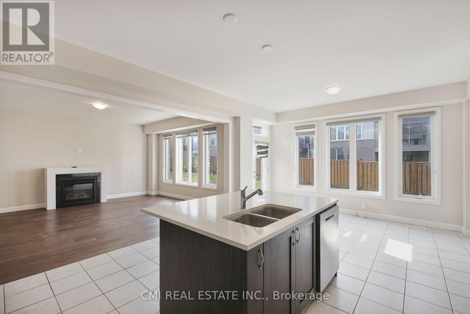 101 York Drive, Peterborough North (North), Ontario  K9K 0H7 - Photo 12 - X12319382