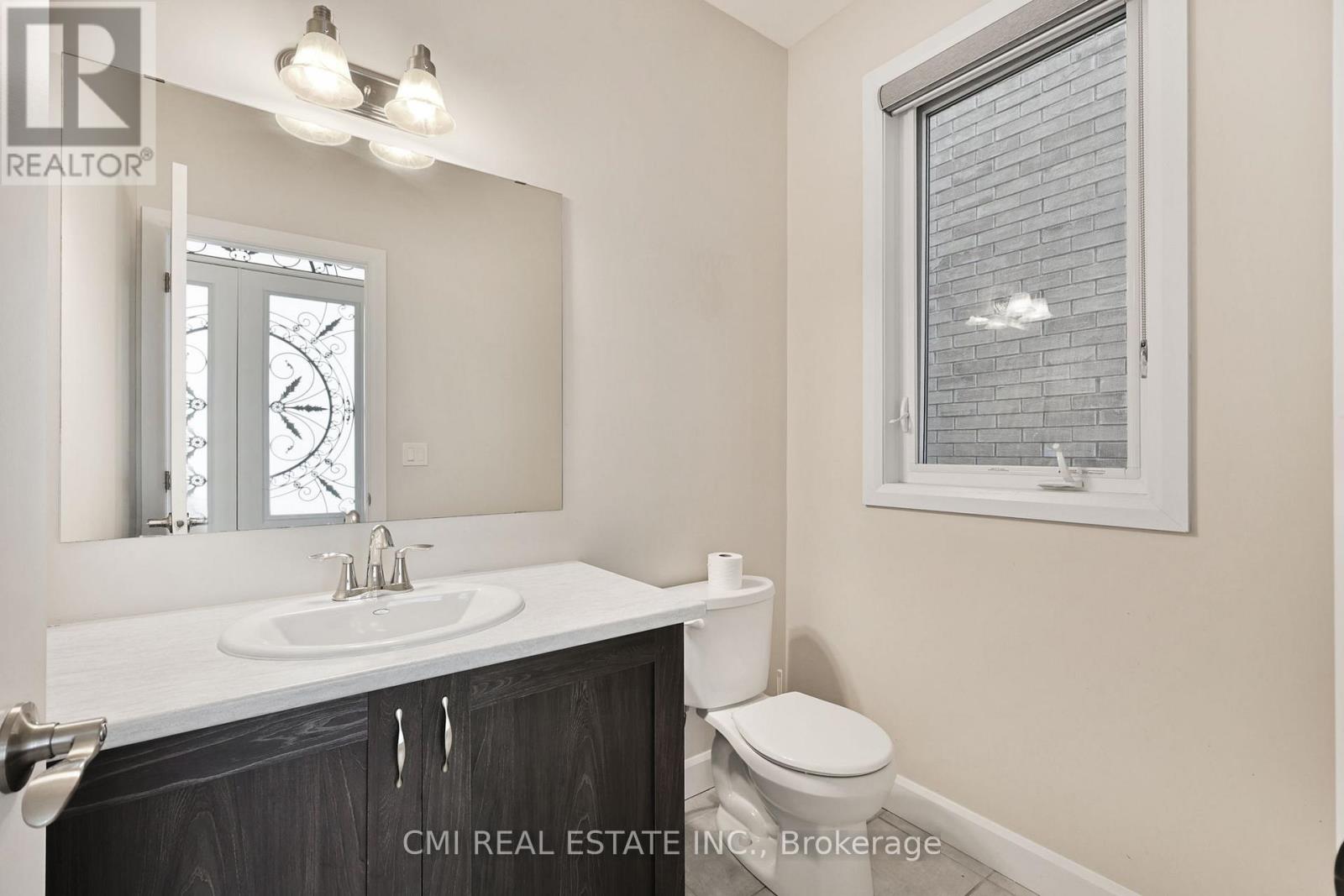 101 York Drive, Peterborough North (North), Ontario  K9K 0H7 - Photo 14 - X12319382