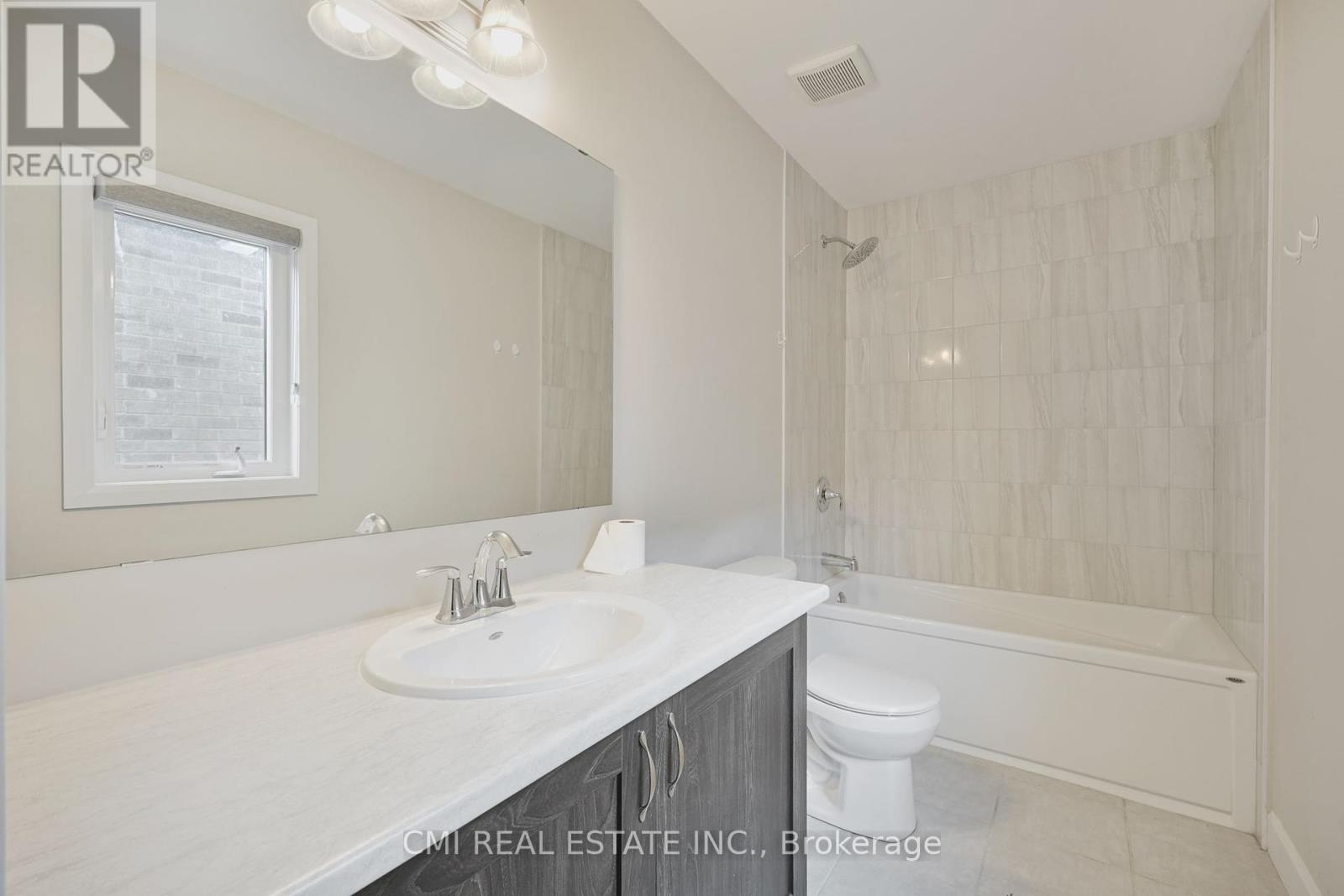 101 York Drive, Peterborough North (North), Ontario  K9K 0H7 - Photo 33 - X12319382