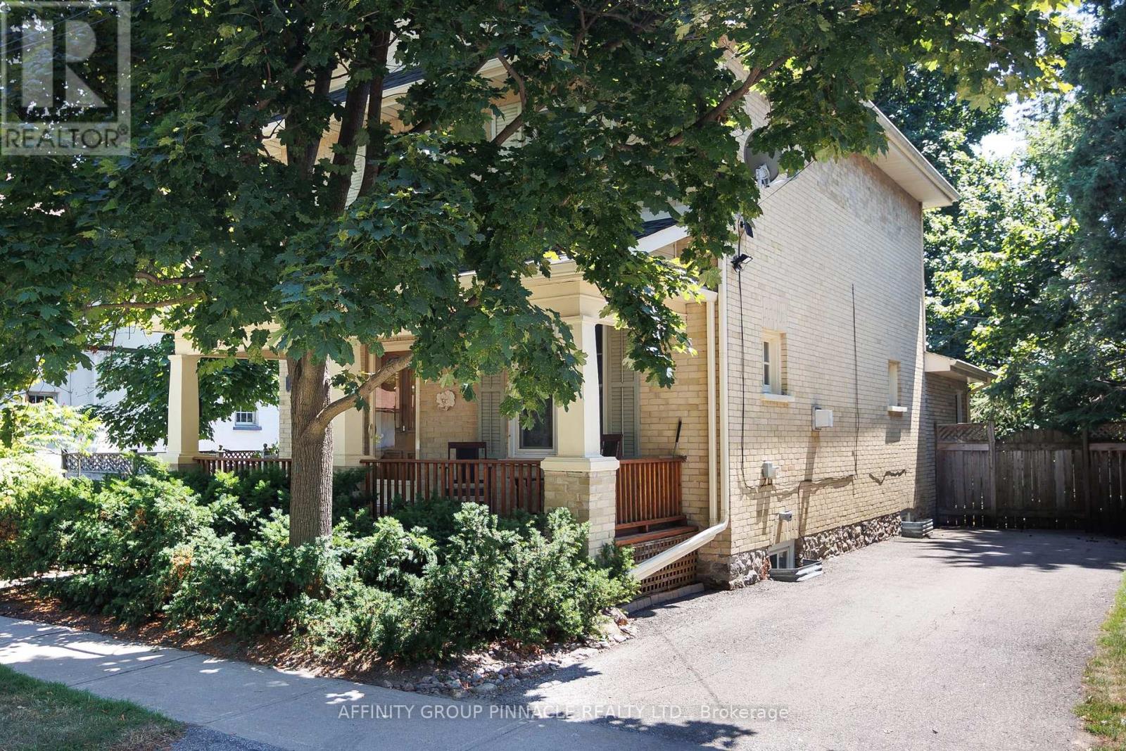 31 Fair Avenue, Kawartha Lakes (Lindsay), Ontario  K9V 3P2 - Photo 5 - X12319802