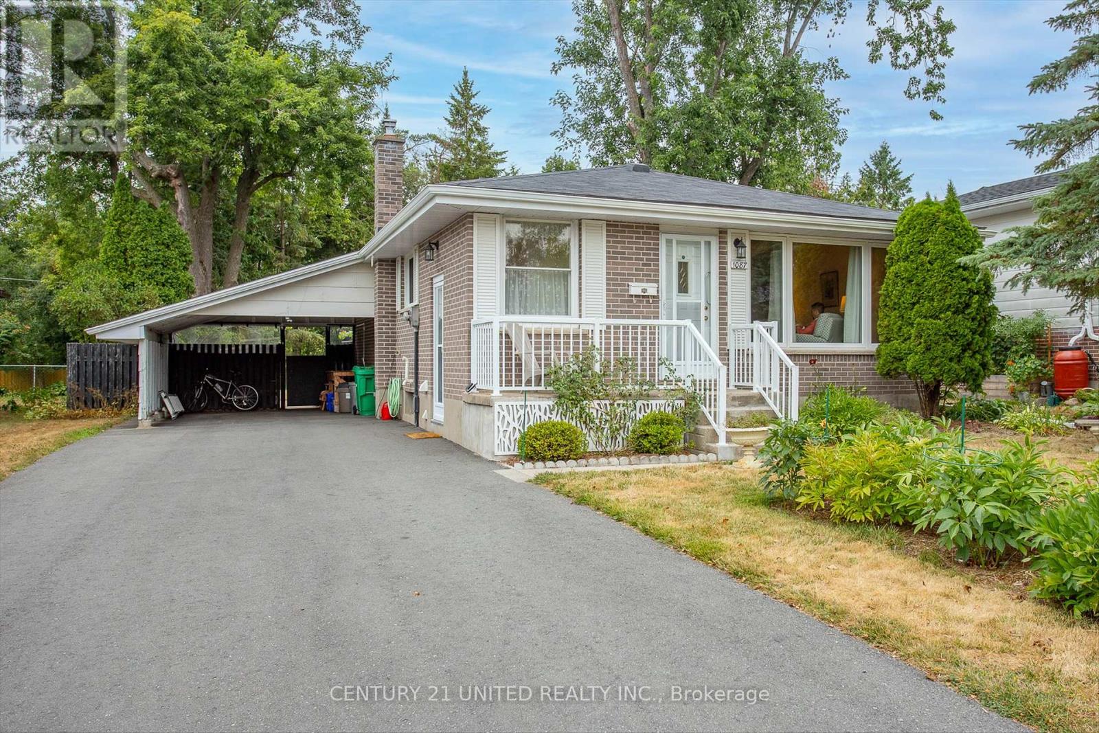 1087 Barnardo Avenue, Peterborough North (South), Ontario  K9H 5W9 - Photo 2 - X12319907