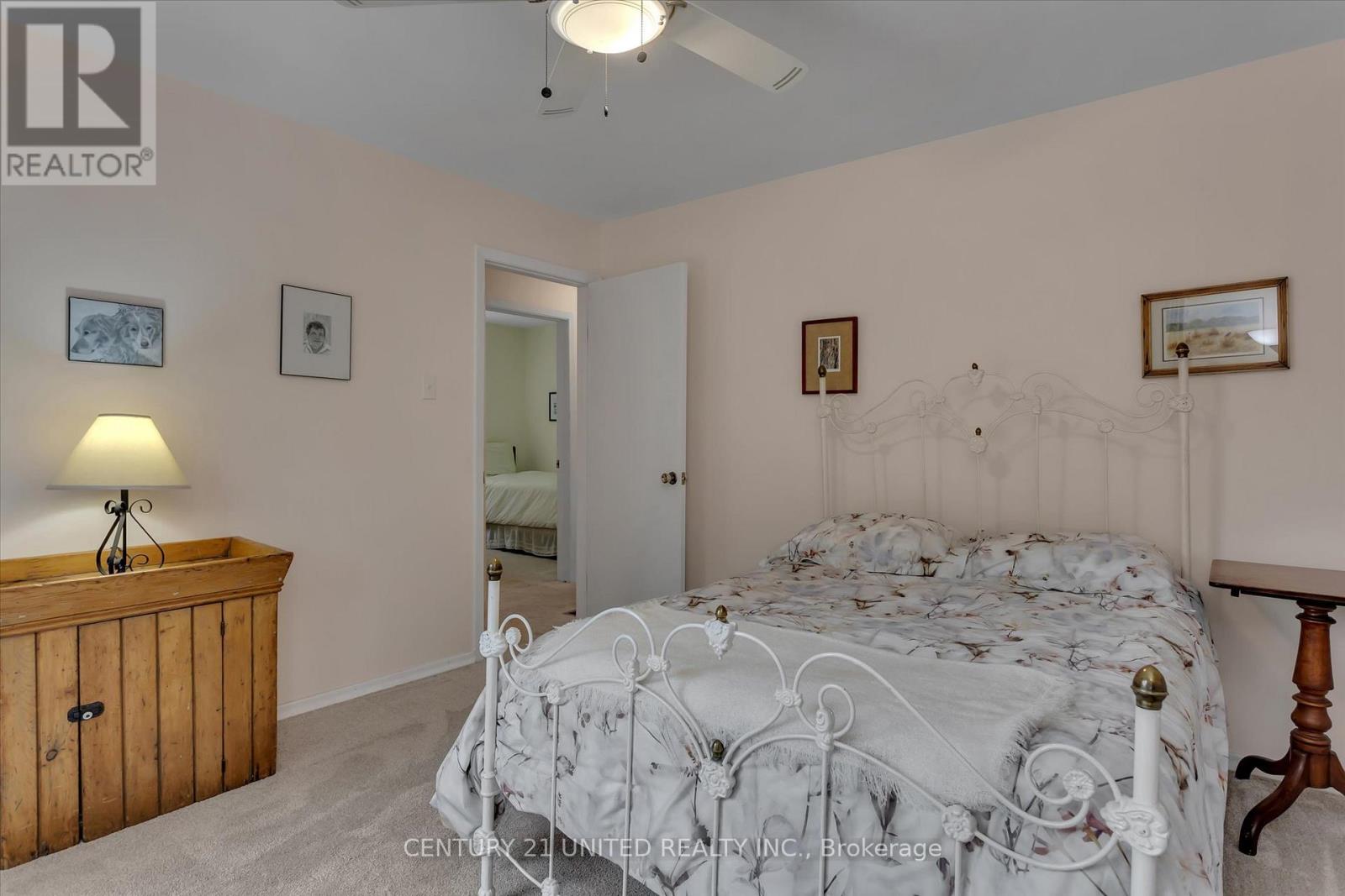 1087 Barnardo Avenue, Peterborough North (South), Ontario  K9H 5W9 - Photo 9 - X12319907