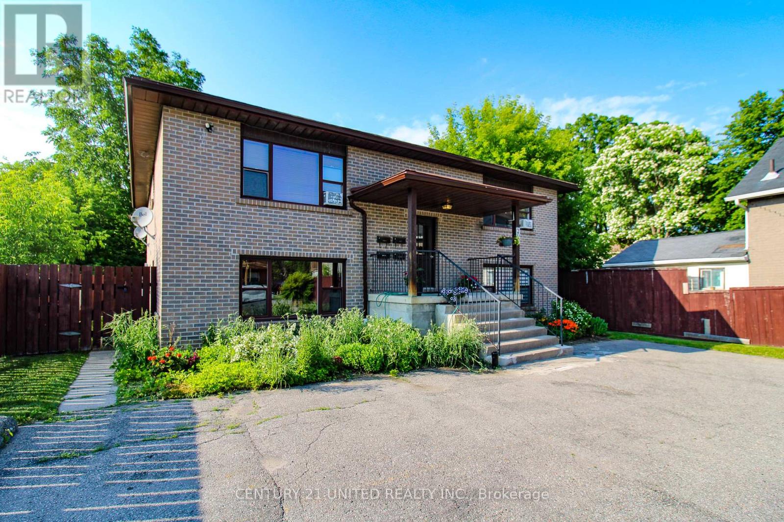 200 Lake Street, Peterborough Central (South), Ontario  K9J 2H3 - Photo 7 - X12320127