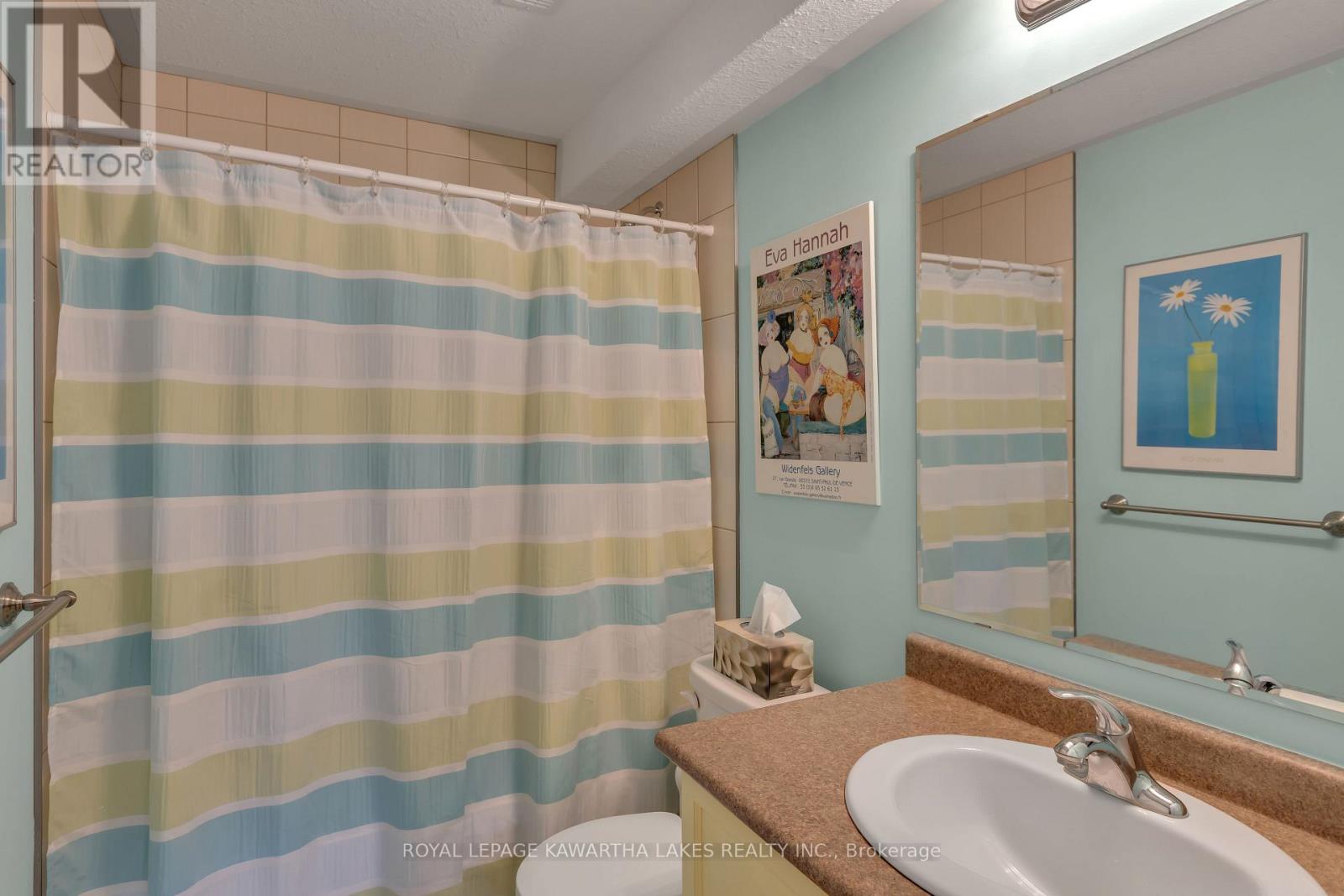 16 Chadwin Drive, Kawartha Lakes (Lindsay), Ontario  K9V 0E9 - Photo 31 - X12320145