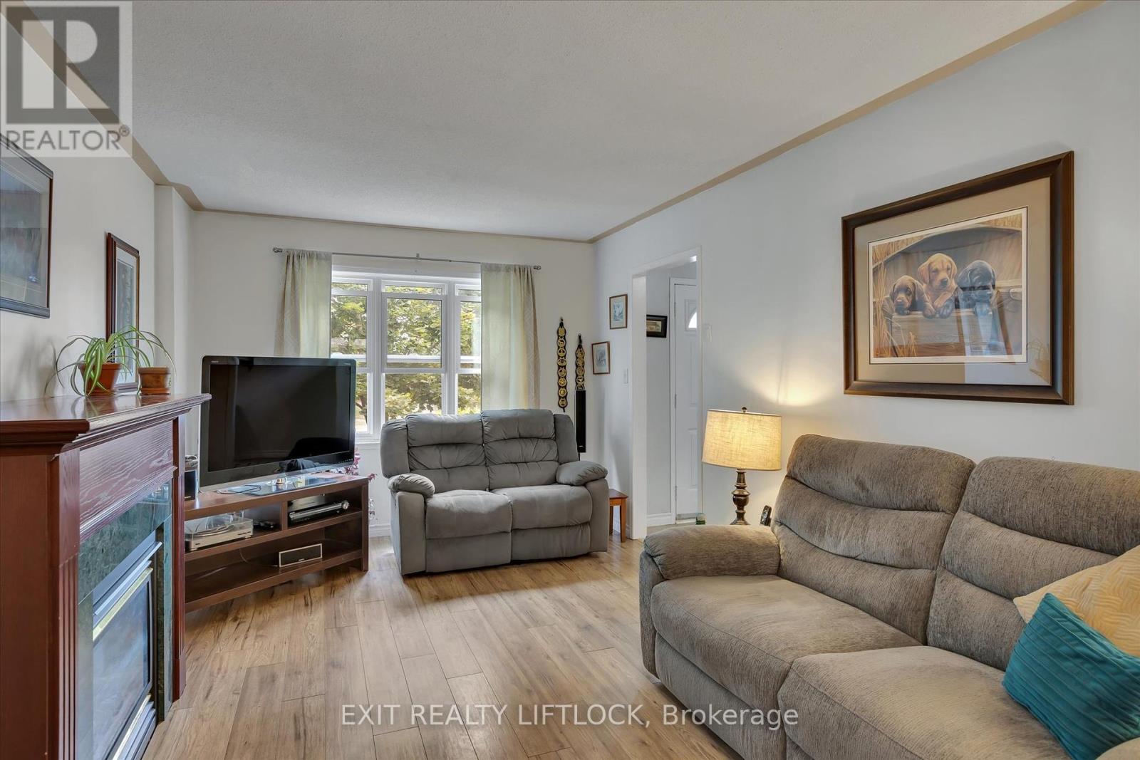 9 Brookside Street, Cavan Monaghan (Millbrook Village), Ontario  L0A 1G0 - Photo 3 - X12320187