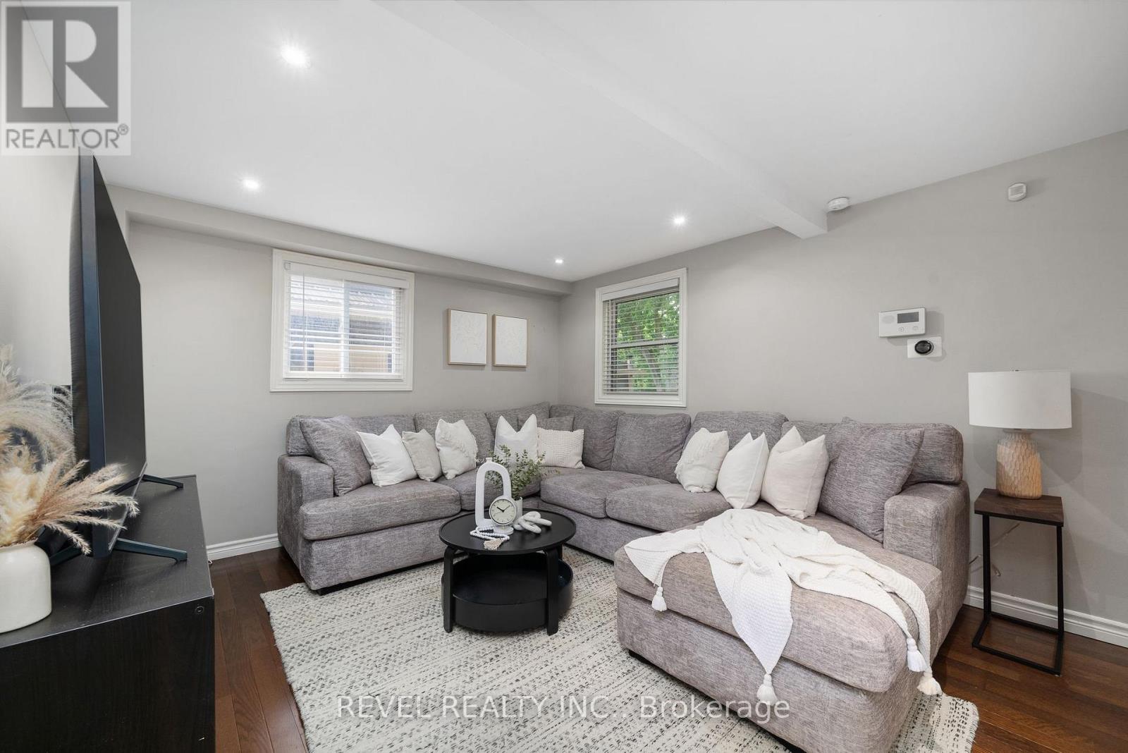 48 Cambridge Street N, Kawartha Lakes (Lindsay), Ontario  K9V 4C7 - Photo 15 - X12320222