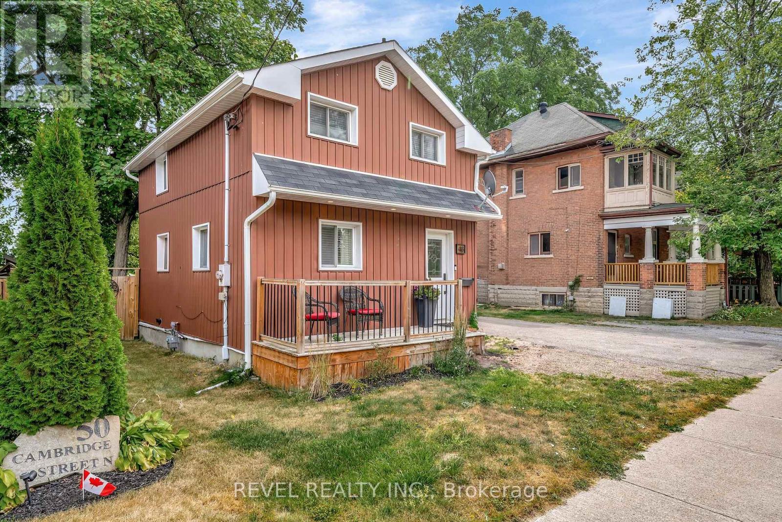 48 Cambridge Street N, Kawartha Lakes (Lindsay), Ontario  K9V 4C7 - Photo 2 - X12320222