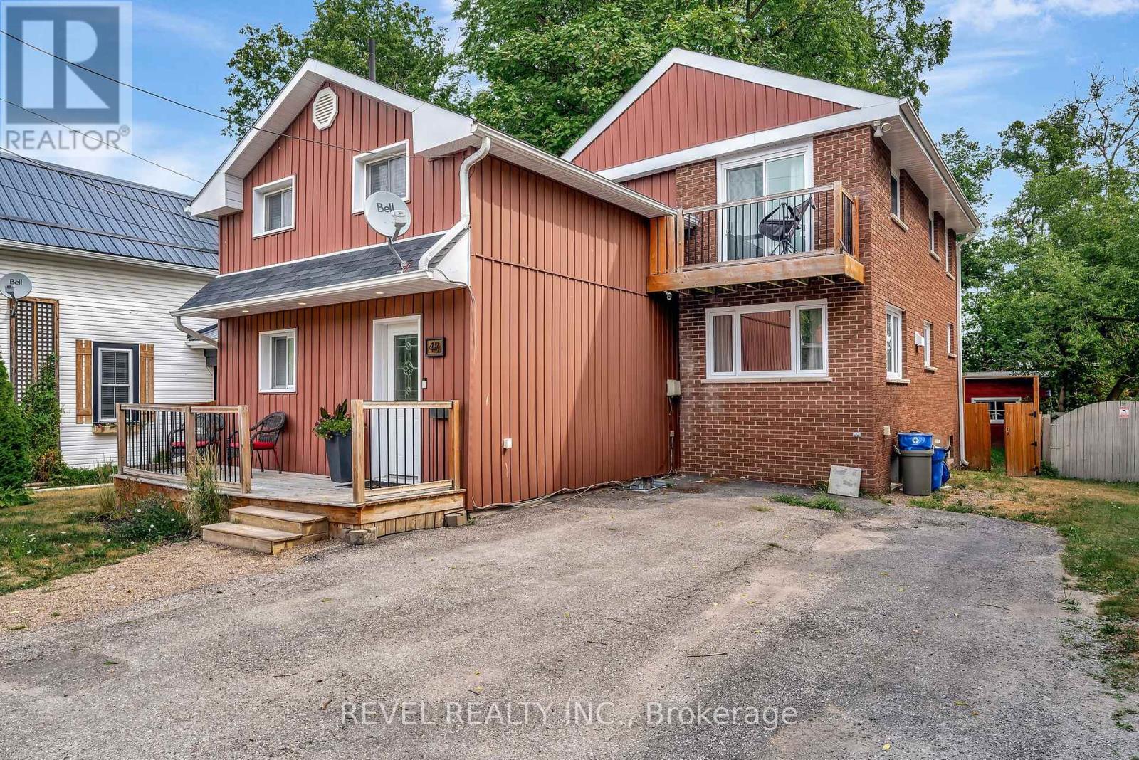 48 Cambridge Street N, Kawartha Lakes (Lindsay), Ontario  K9V 4C7 - Photo 3 - X12320222