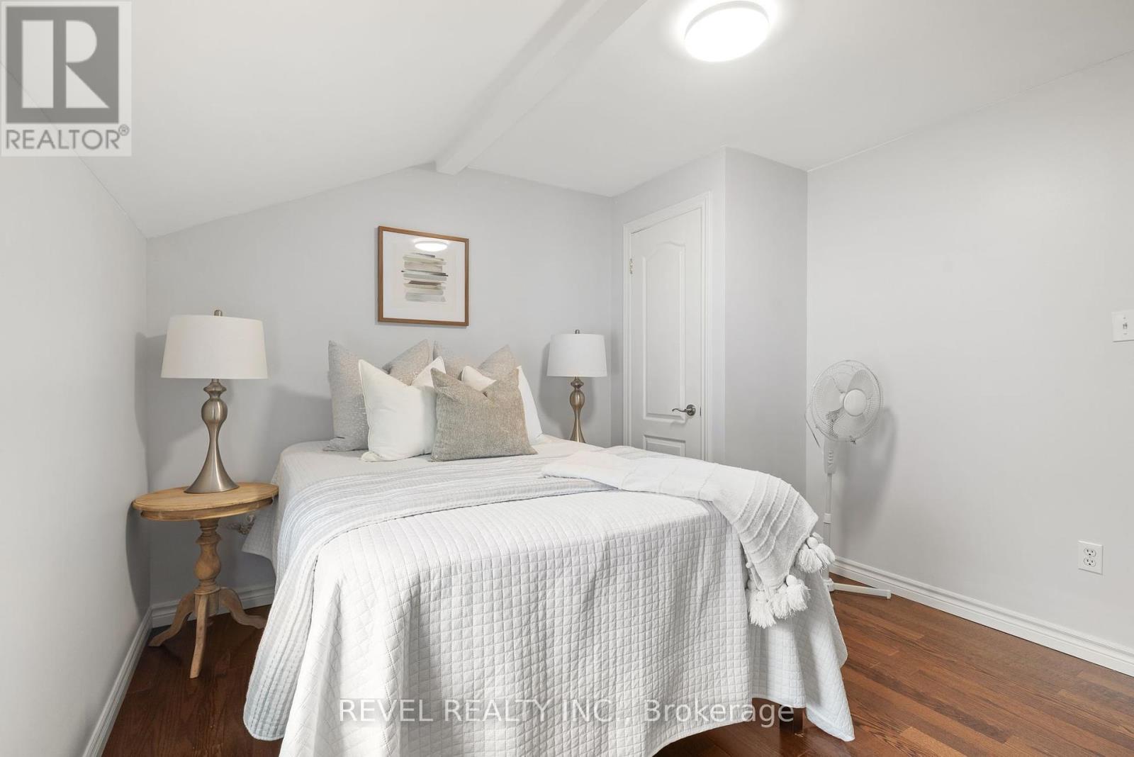 48 Cambridge Street N, Kawartha Lakes (Lindsay), Ontario  K9V 4C7 - Photo 33 - X12320222