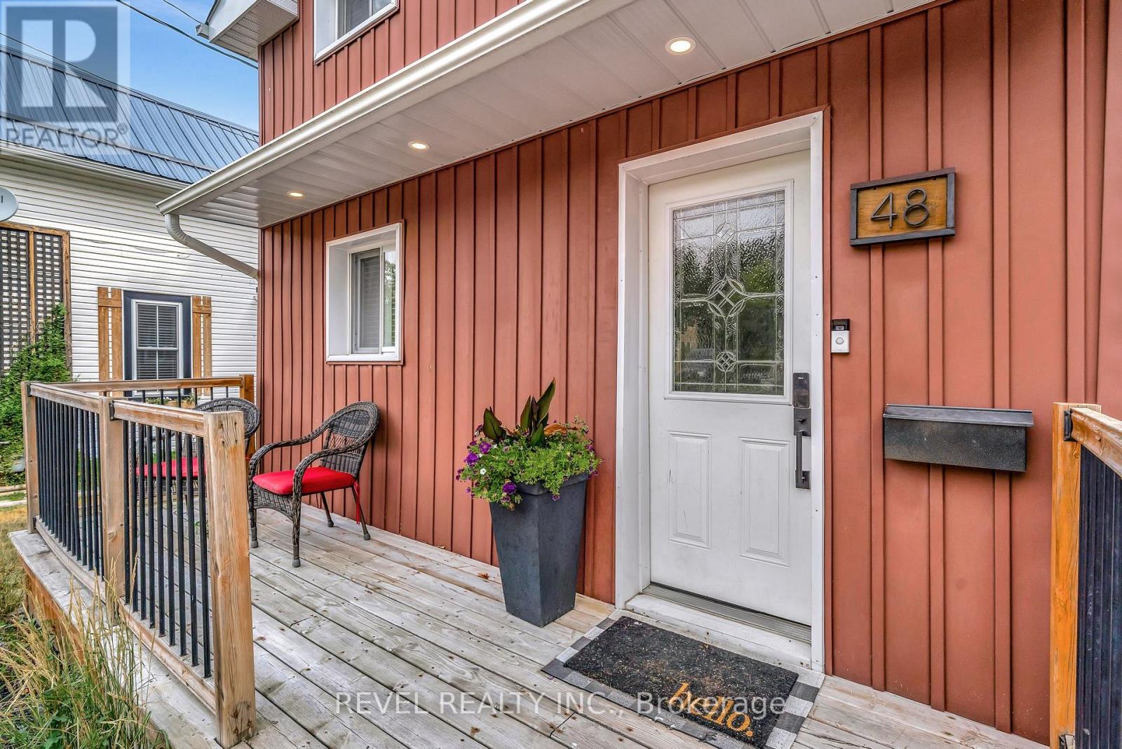48 Cambridge Street N, Kawartha Lakes (Lindsay), Ontario  K9V 4C7 - Photo 4 - X12320222