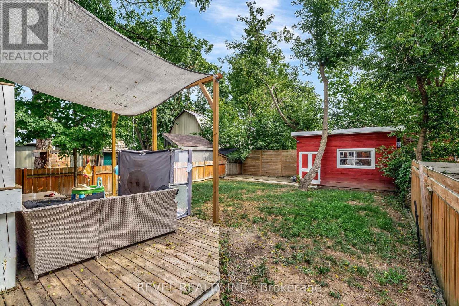 48 Cambridge Street N, Kawartha Lakes (Lindsay), Ontario  K9V 4C7 - Photo 44 - X12320222