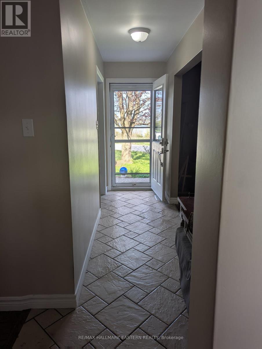 352 Peregrine Road, Selwyn, Ontario  K9J 6X2 - Photo 2 - X12320677