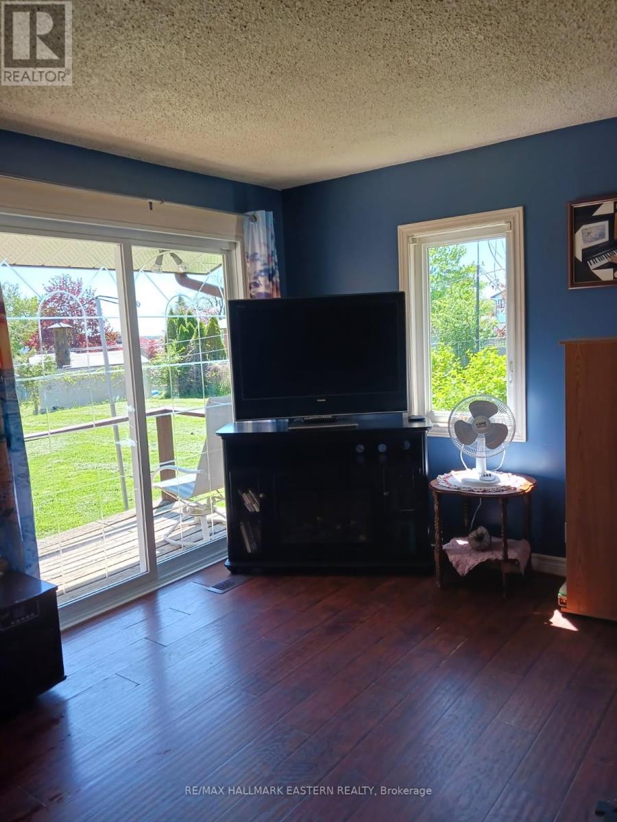 352 Peregrine Road, Selwyn, Ontario  K9J 6X2 - Photo 20 - X12320677
