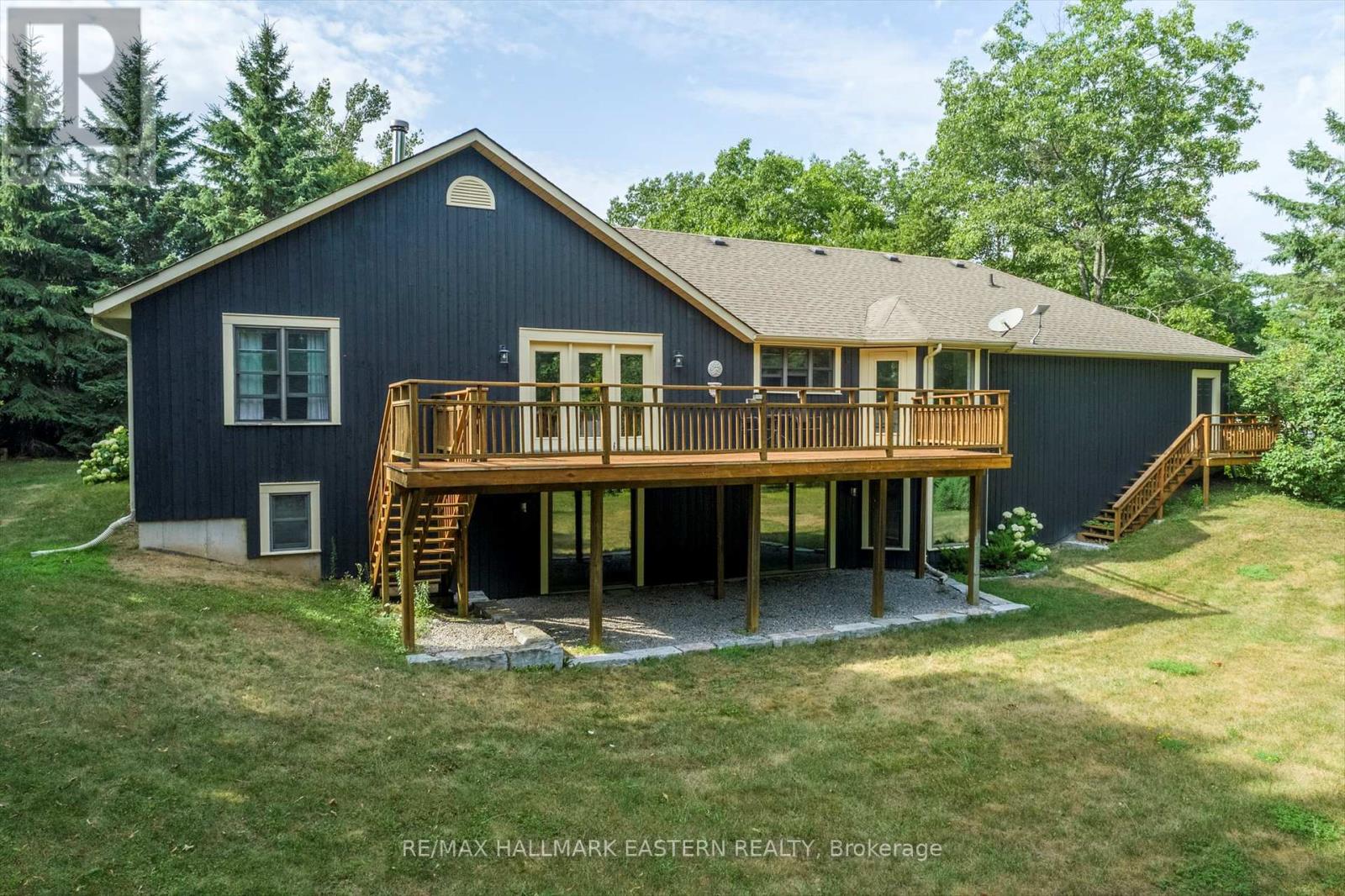 3023 Clear Lake Road, Selwyn, Ontario  K0L 2H0 - Photo 41 - X12320709