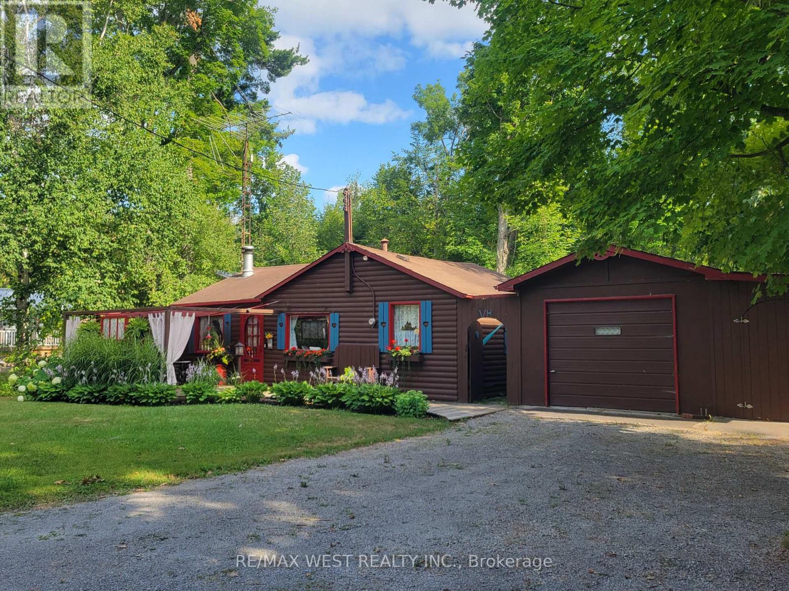 11 Fire Route 33, Havelock-Belmont-Methuen (Belmont-Methuen), Ontario  K0L 1Z0 - Photo 2 - X12320897