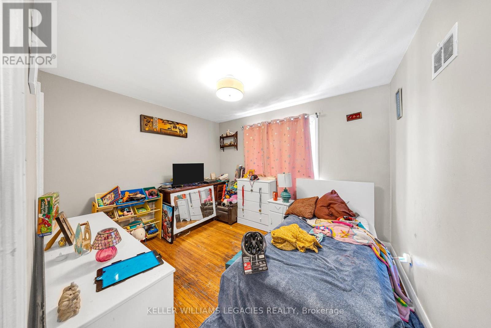 Unknown Address, ,     - Photo 21 - X12321104