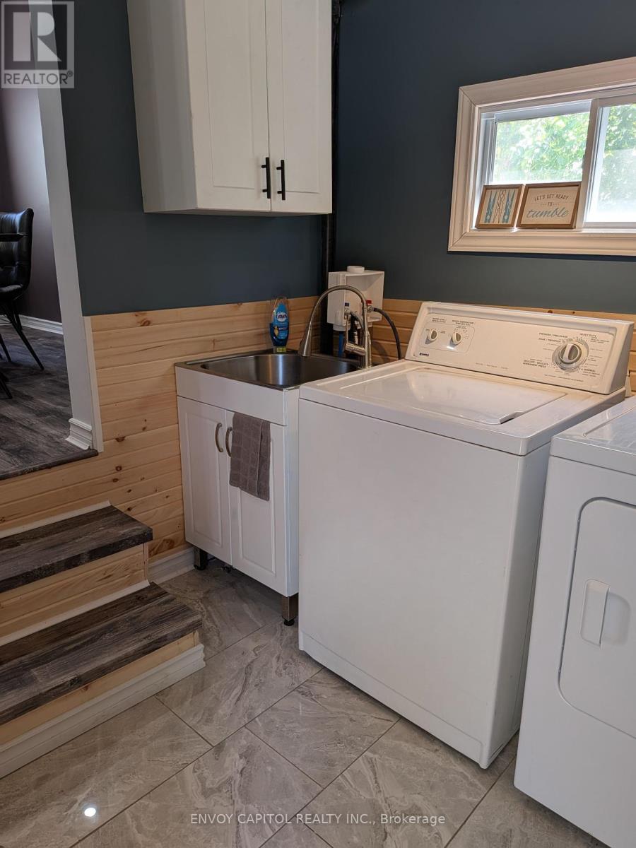 61 Simcoe Street, Kawartha Lakes (Lindsay), Ontario  K9V 2G9 - Photo 19 - X12321221