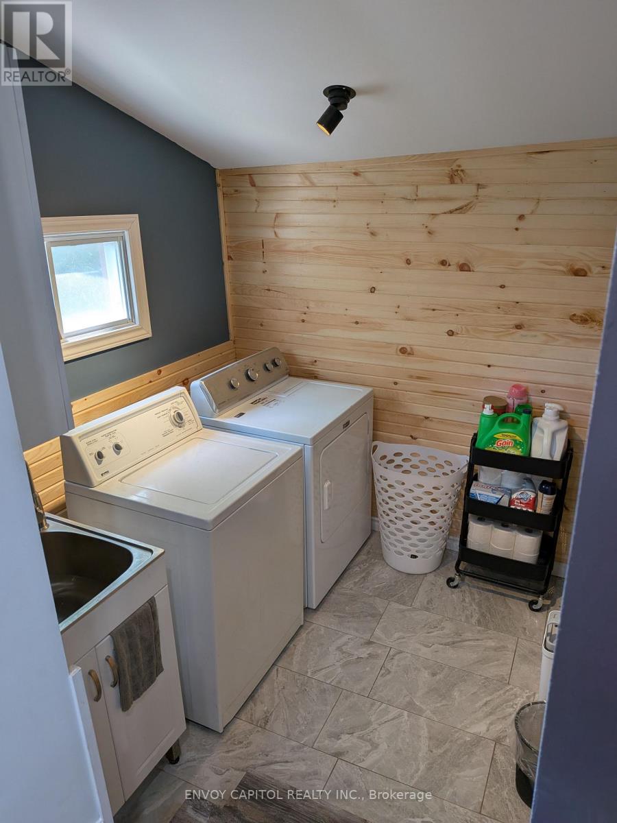 61 Simcoe Street, Kawartha Lakes (Lindsay), Ontario  K9V 2G9 - Photo 20 - X12321221