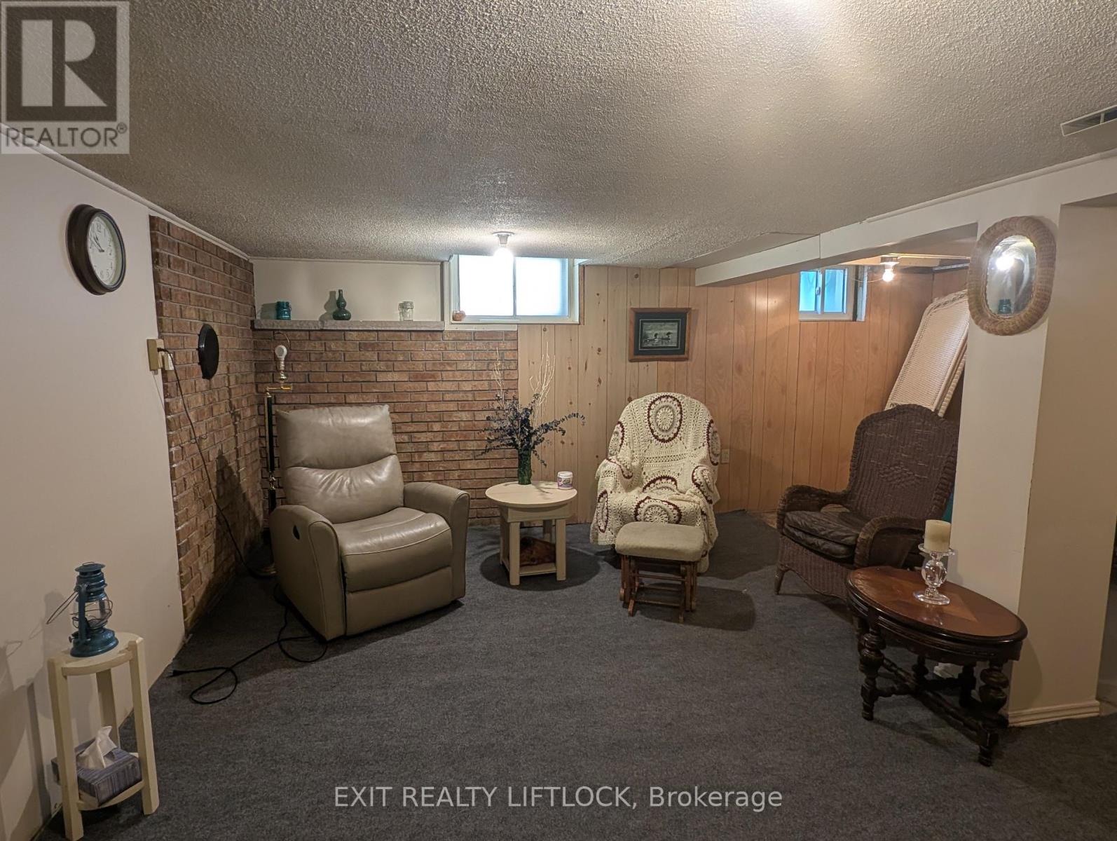 590 Mccannan Avenue, Peterborough Central (South), Ontario  K9J 4J6 - Photo 15 - X12321283