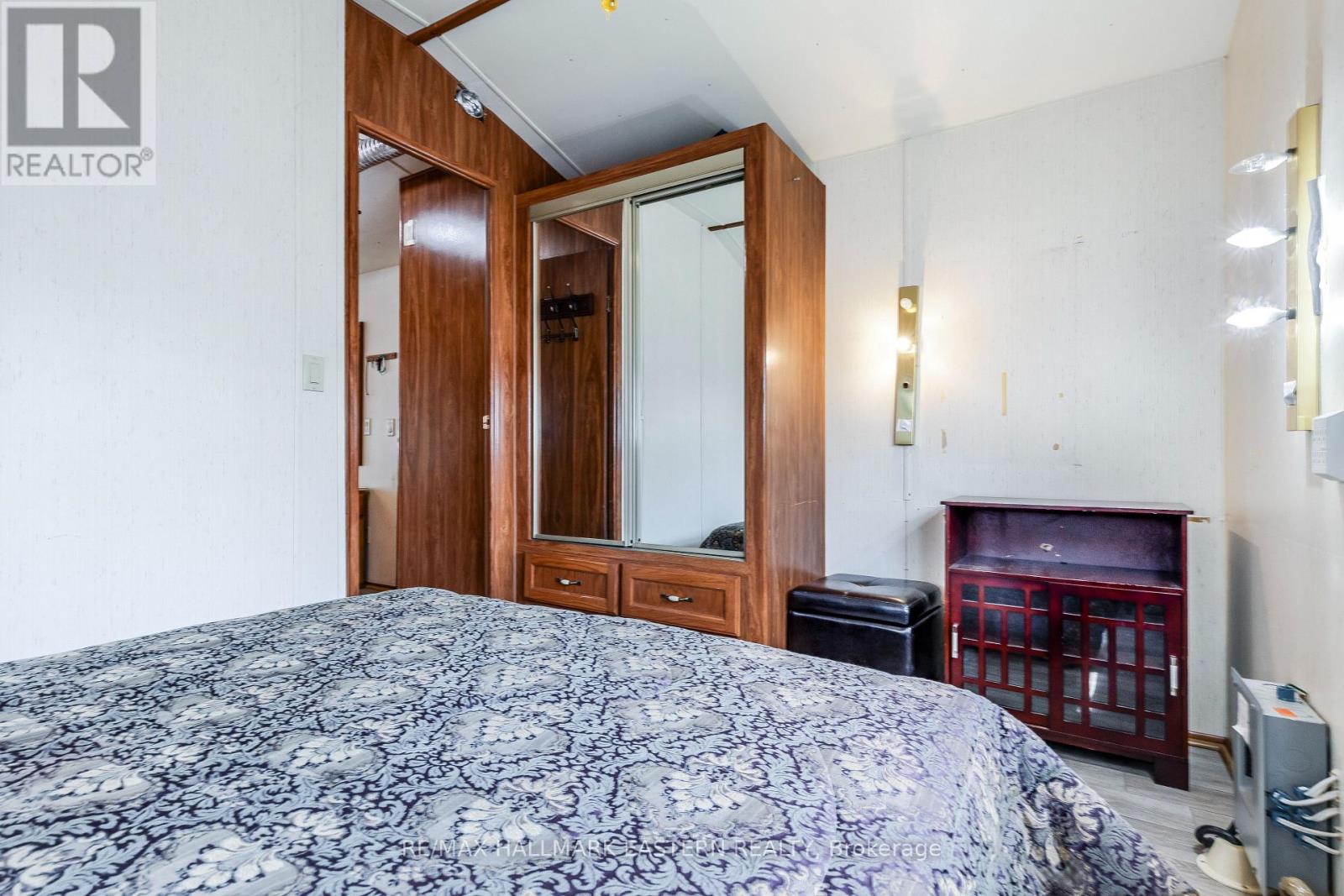 #1 Marina Cres - 920 Skyline Road, Selwyn, Ontario  K0L 1T0 - Photo 15 - X12321630