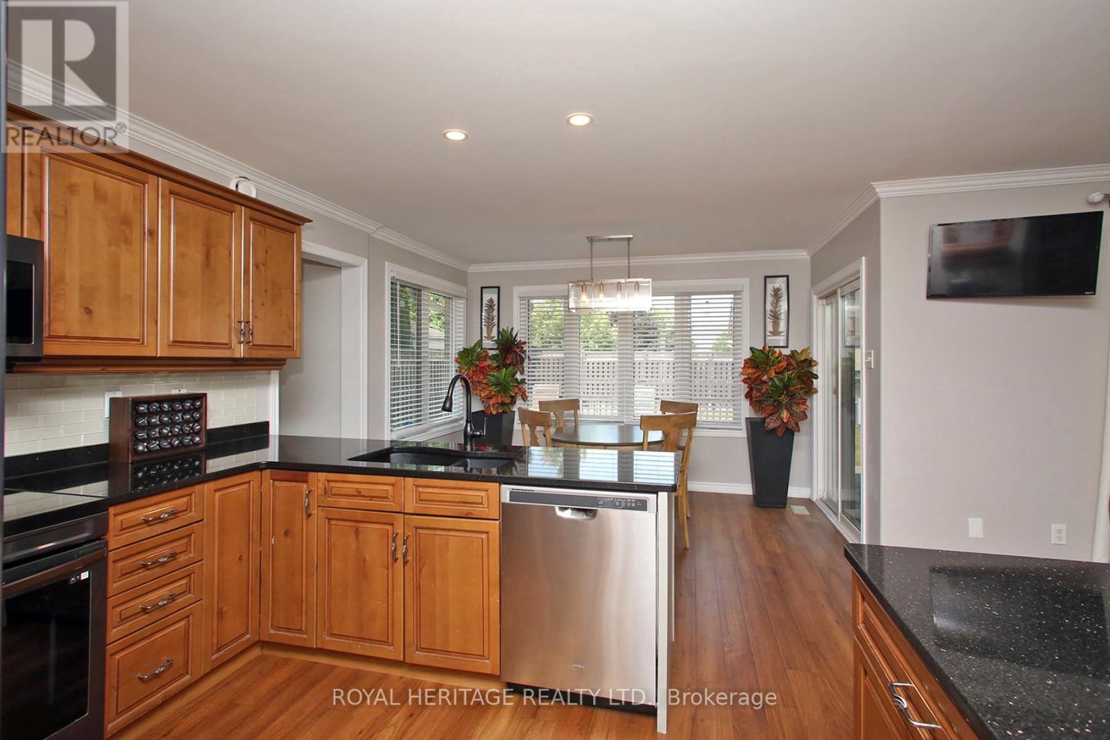2557 Denure Drive, Peterborough West (North), Ontario  K9K 2T2 - Photo 10 - X12321616
