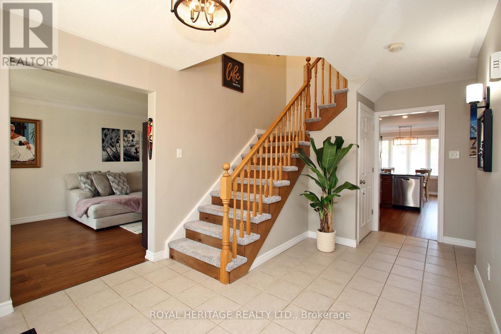2557 Denure Drive, Peterborough West (North), Ontario  K9K 2T2 - Photo 6 - X12321616