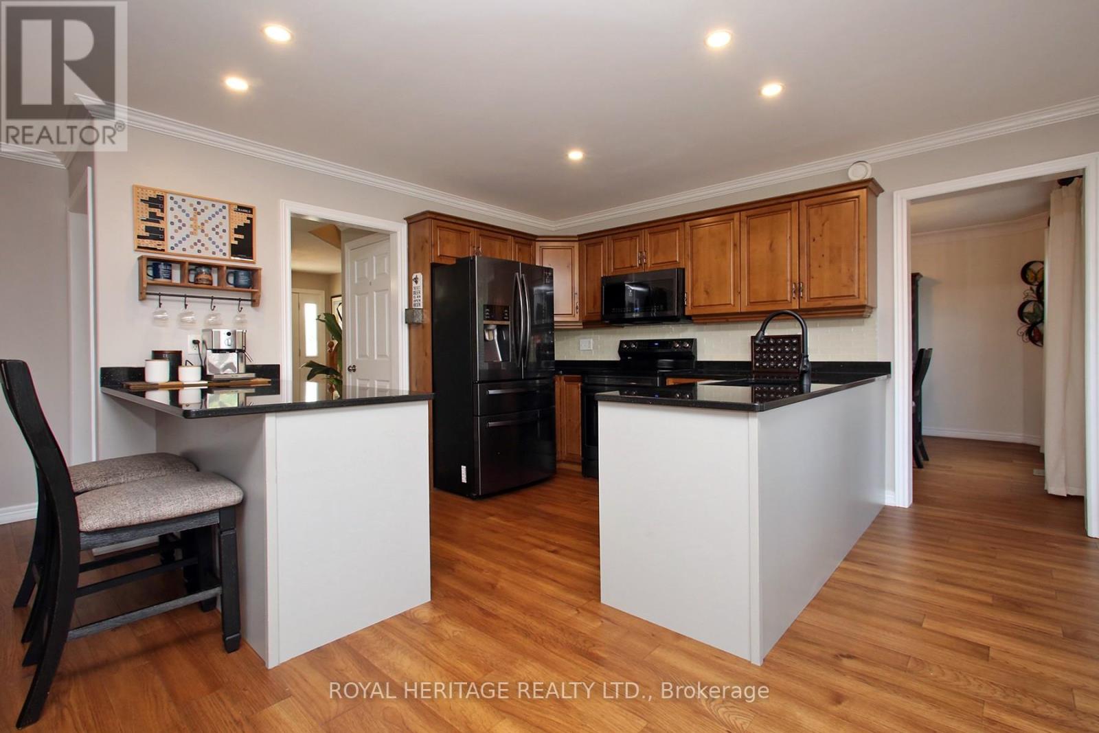 2557 Denure Drive, Peterborough West (North), Ontario  K9K 2T2 - Photo 7 - X12321616