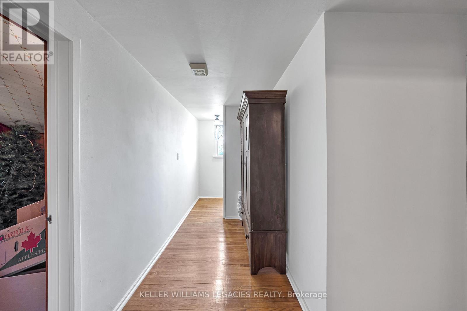 688 Aylmer Street N, Peterborough North (South), Ontario  K9H 3X6 - Photo 20 - X12322072