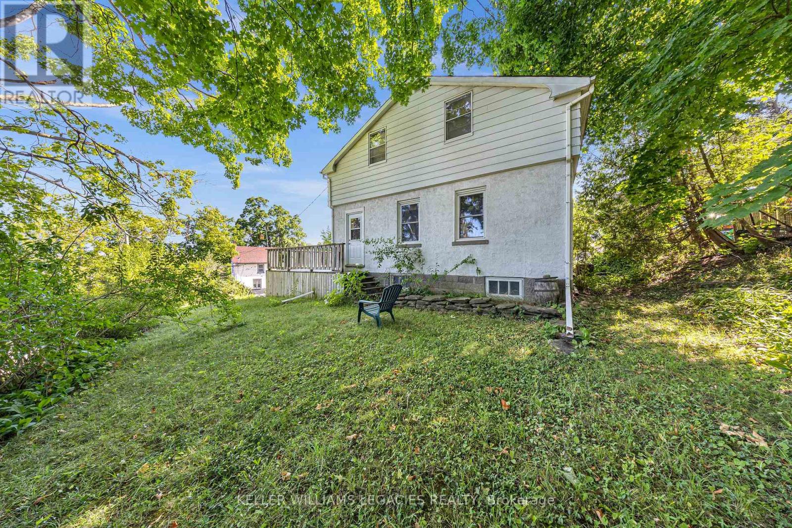 688 Aylmer Street N, Peterborough North (South), Ontario  K9H 3X6 - Photo 41 - X12322072